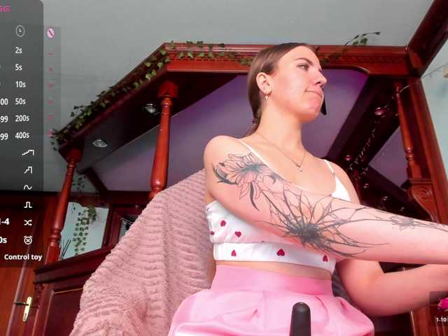 KiraRustle online show from August 13, 3:09 am
