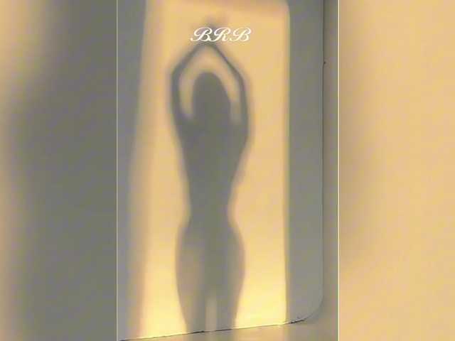 KissMec online show from August 7, 2:39 pm