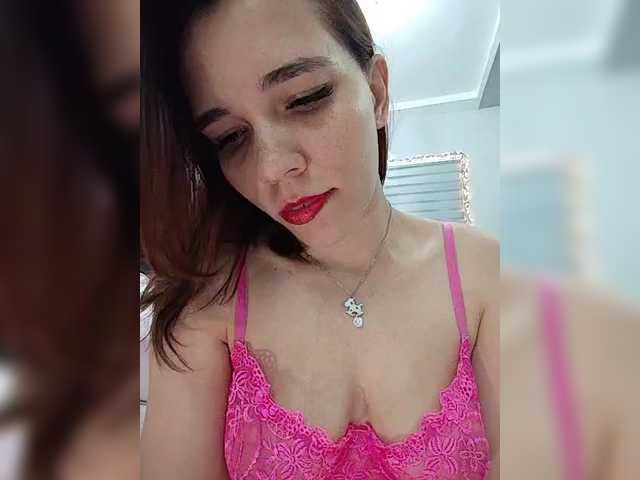 Kitteen online show from August 12, 6:49 am