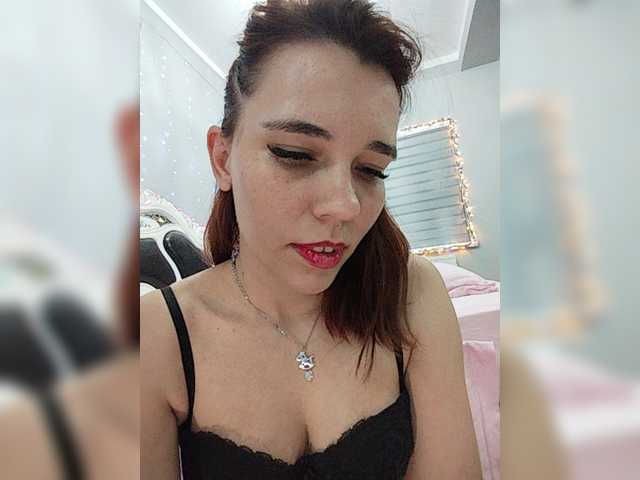 Kitteen online show from August 14, 5:44 am