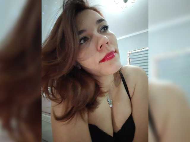 Kitteen online show from August 14, 11:30 pm