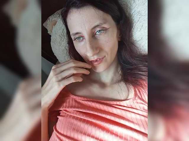 Kitty2044 online show from May 25, 1:35 pm