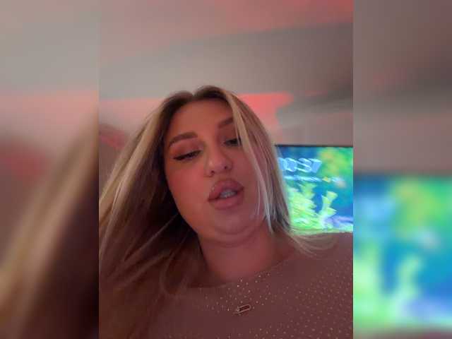 Kotofeyka1 online show from August 12, 9:39 pm