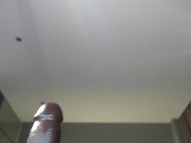 Krispyshot online show from August 14, 4:49 am