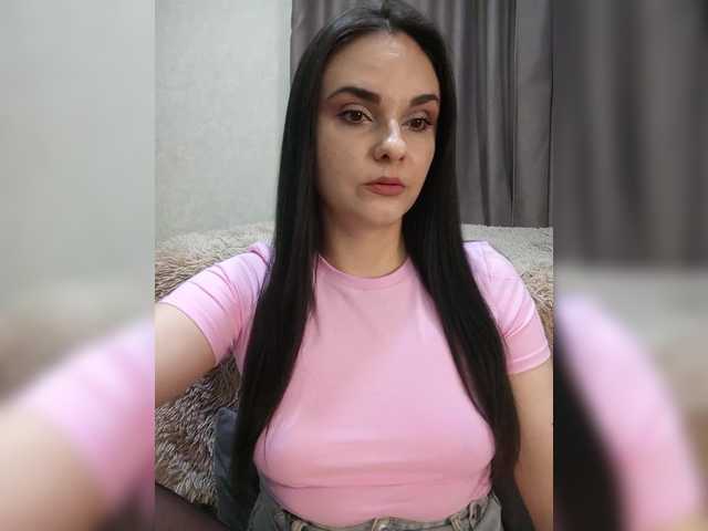 Kristicat online show from August 1, 3:45 am