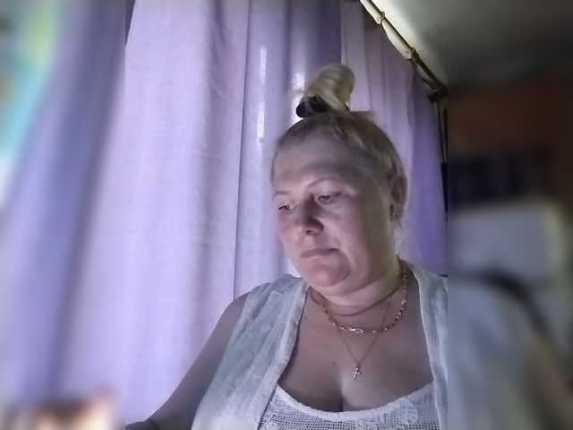 Kristina543210 online show from August 9, 11:22 am