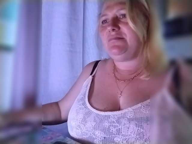 Kristina543210 online show from August 9, 12:50 pm