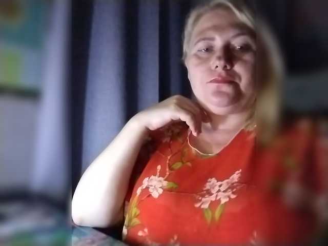 Kristina543210 online show from August 10, 8:21 pm
