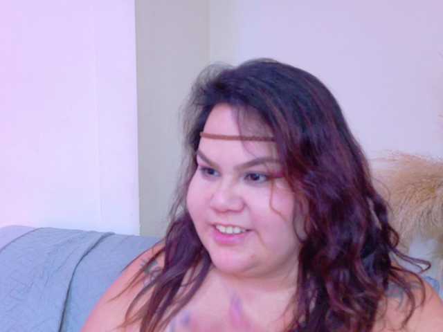LILYBLAIR online show from August 8, 12:00 am