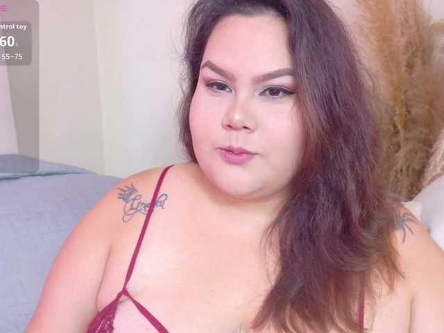 LILYBLAIR online show from August 14, 4:54 pm