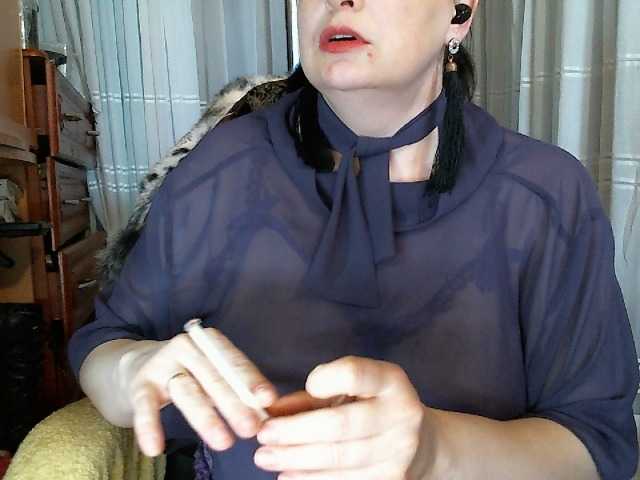 LINA2111 online show from June 15, 12:03 pm
