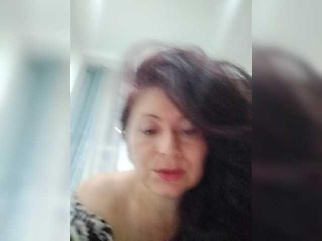 LINALUNERA1 online show from June 19, 12:10 am