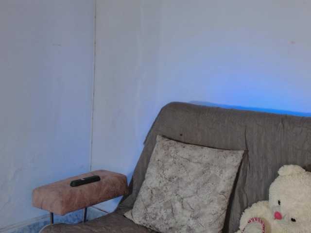 LINDA599 online show from July 23, 1:52 am