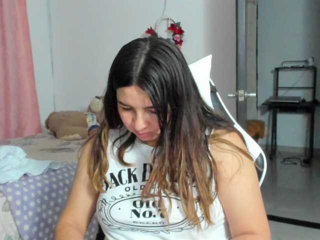 LaraCat1 online show from August 5, 2:09 am