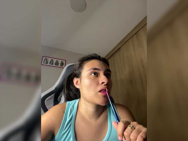 LaraFoxx online show from August 8, 12:54 am