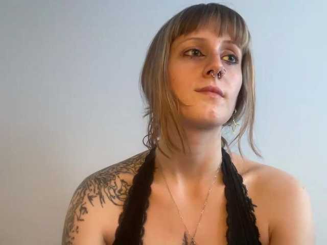 LaraWetDream online show from June 18, 5:35 pm