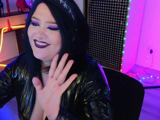 Laura-Wicked online show from July 21, 9:50 pm