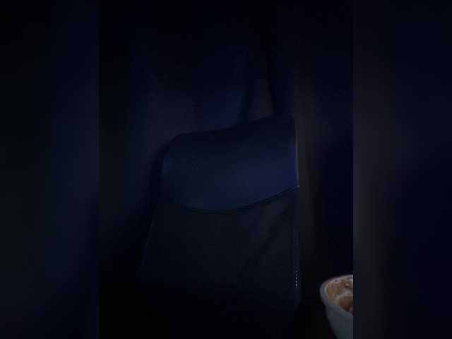 LauraR online show from May 9, 11:29 pm