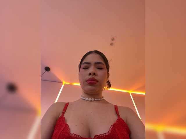 LeiaStone online show from August 13, 2:58 am