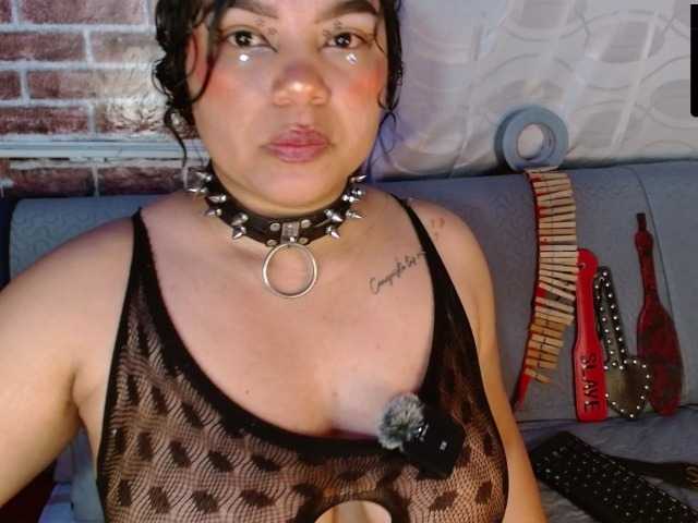 Leidy12 online show from August 4, 6:27 pm