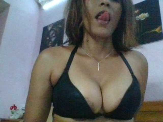 Lekah online show from May 13, 6:19 pm