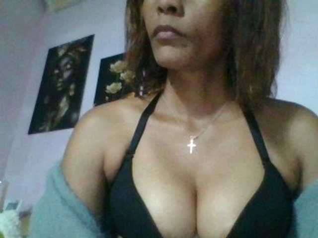 Lekah online show from May 15, 2:39 pm