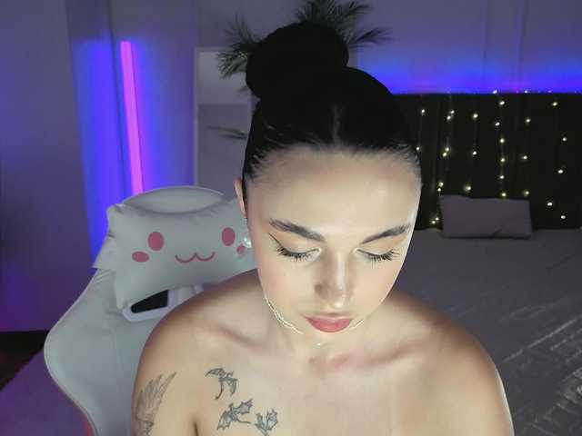 Lerochkaa online show from June 21, 1:23 pm