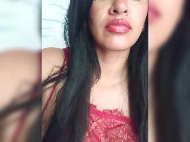 Letty33 online show from August 4, 6:27 pm