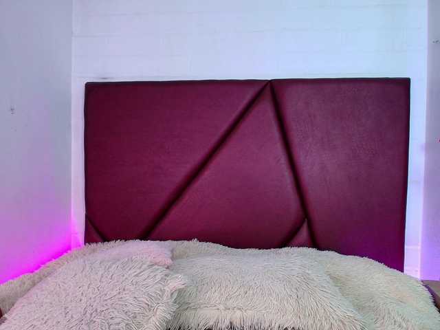 Lexi-Howard- online show from August 7, 6:46 am