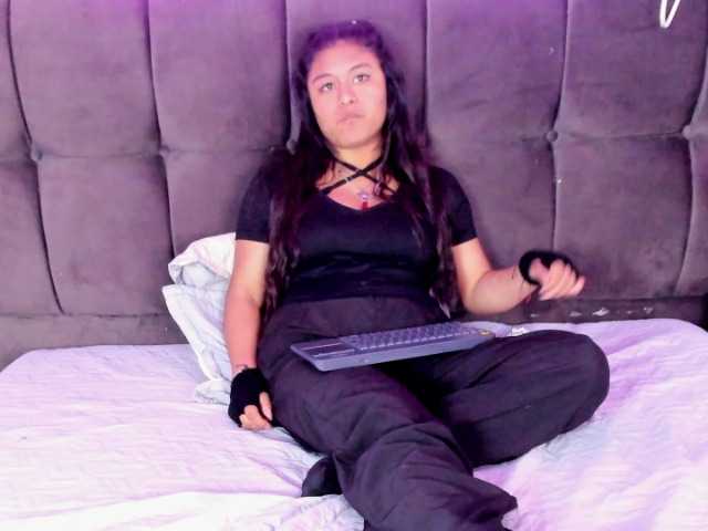 LexiSttar online show from August 9, 3:35 pm