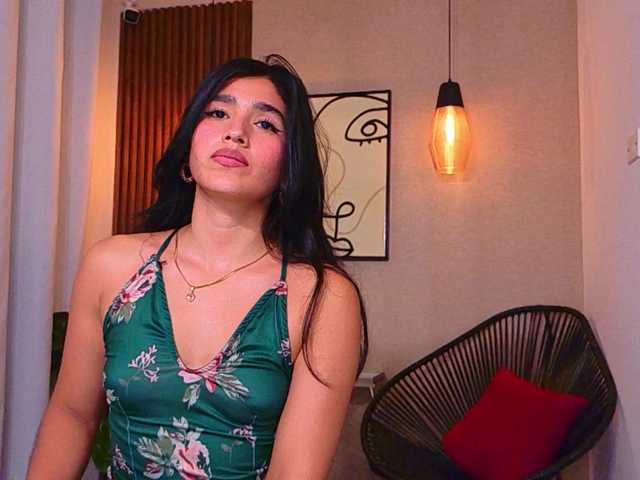 Lia-Mar online show from August 5, 11:03 pm