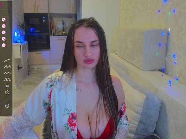 LikaStarrr1 online show from April 24, 6:56 pm