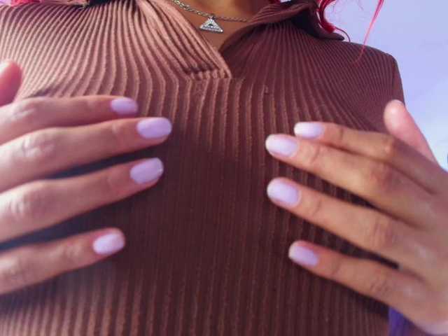 Lila-monroe online show from August 14, 3:04 pm