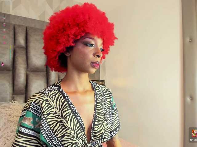 LilaBloom online show from August 13, 8:01 pm