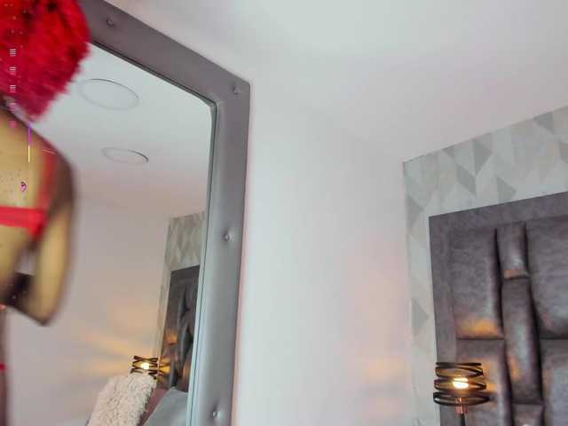 LilaBloom online show from August 15, 8:02 pm