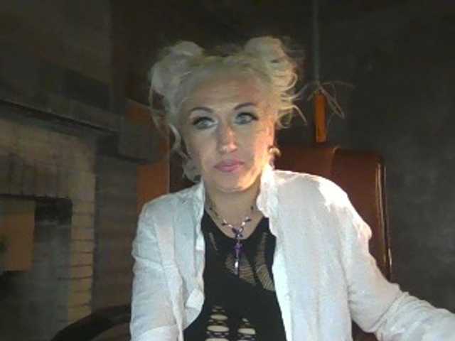 LilaniLoverx online show from August 11, 3:36 pm