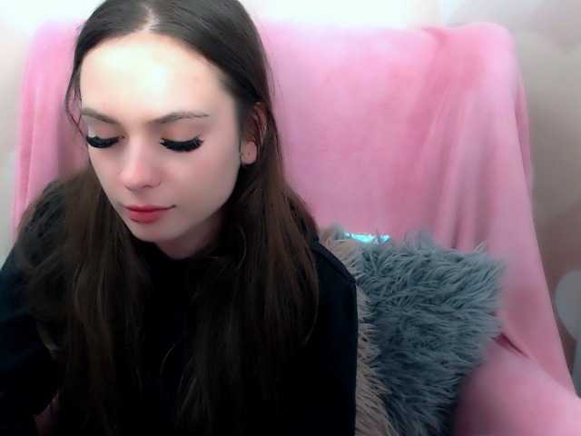 LiliBlush online show from June 22, 12:44 am