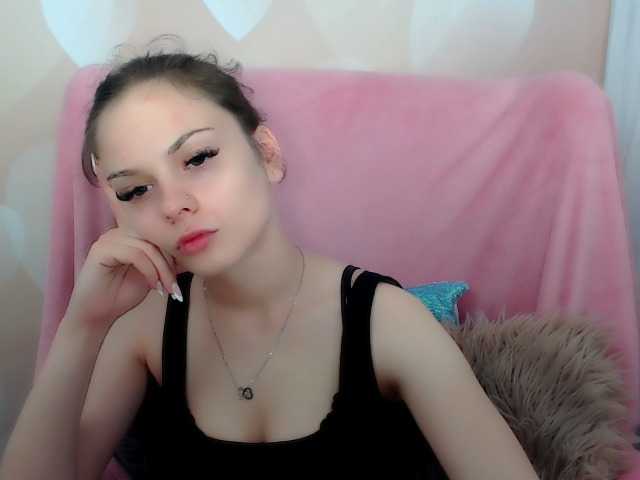 LiliBlush online show from June 28, 7:28 pm