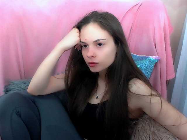 LiliBlush online show from July 7, 5:50 pm