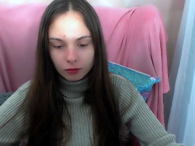LiliBlush online show from July 7, 9:19 pm