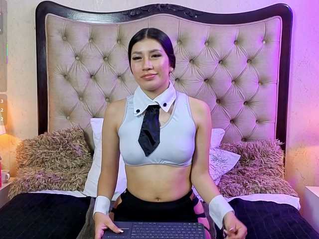 LiliOpal online show from August 7, 5:46 pm