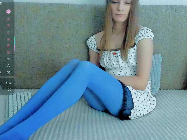  Lily  online show from July 22, 5:54 am