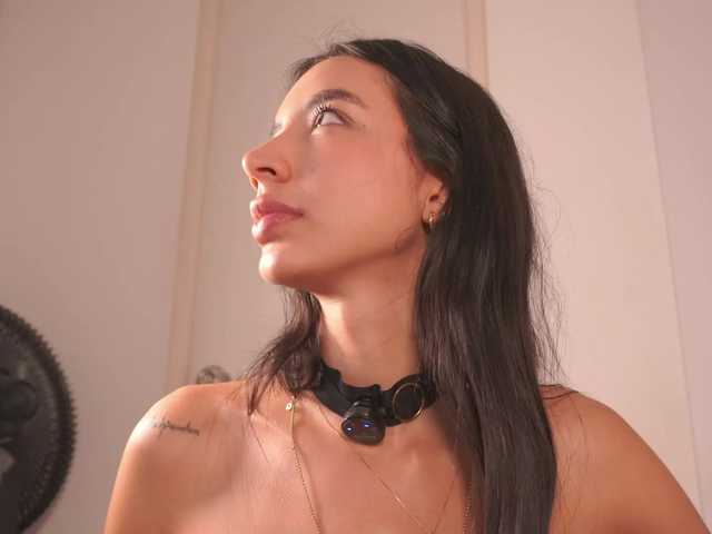 LillyThomps online show from August 5, 7:34 pm