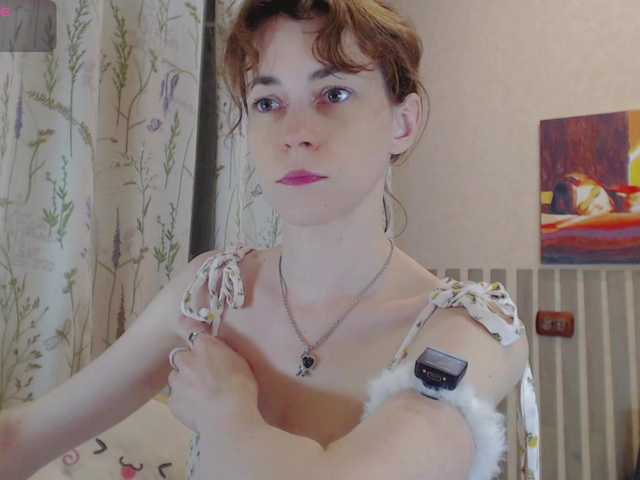 LiluBarbarian online show from July 26, 3:17 pm