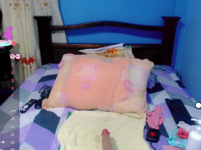 LilyBenet1 online show from August 9, 2:34 am