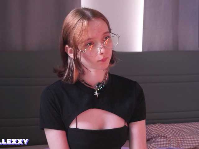 LimaLexxx online show from August 10, 5:53 am