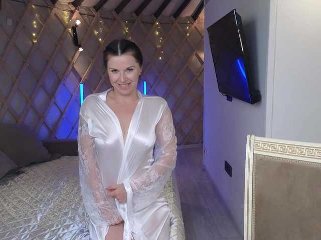 LinaaJoy online show from July 27, 10:37 pm