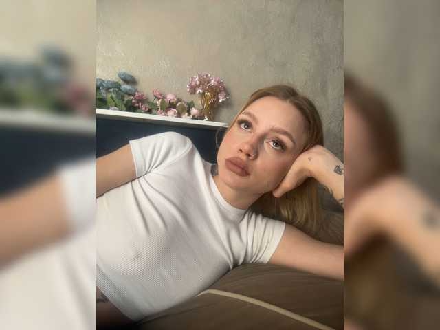 Linaaa online show from June 11, 1:39 pm