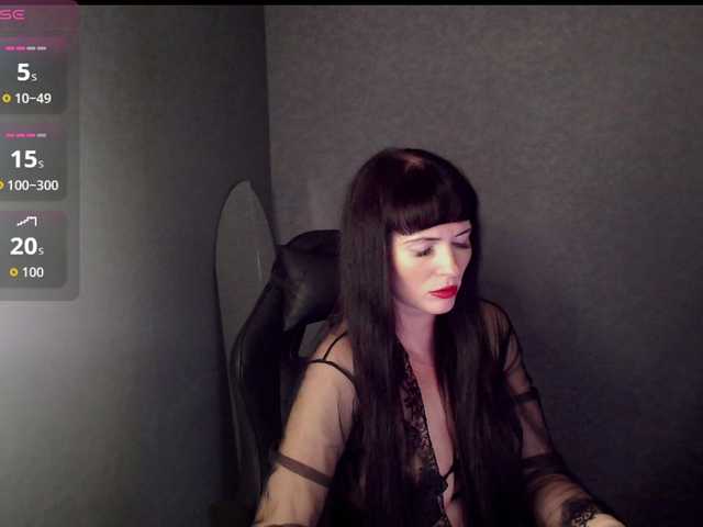LindaElosiMilf online show from July 24, 7:39 pm