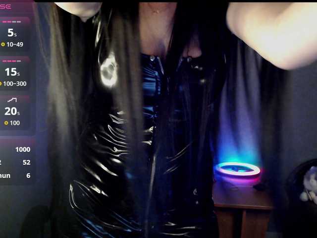 LindaElosiMilf online show from July 31, 4:56 pm